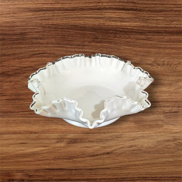 Fenton Silver Crest Shallow Milk Glass Bowl with Crimped Edges, 1950s cottage 11 - Picture 1 of 7